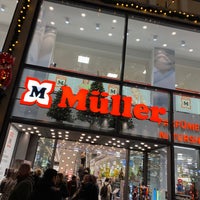 12/18/2019 tarihinde Danijela .ziyaretçi tarafından Müller Drogeriemarkt'de çekilen fotoğraf