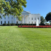 Photo taken at White House Lawn Fountain by Thamer on 8/7/2022