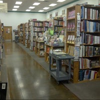 Photo taken at Half Price Books by Juan U. on 10/6/2012