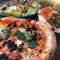 Foto scattata a 18|89 Fast Fine Pizza da Minttu T. il 9/26/2017