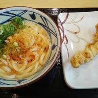 Photo taken at 丸亀製麺 ららぽーと横浜店 by 松下 亮. on 5/4/2013