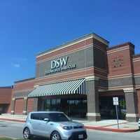 DSW Designer Shoe Warehouse - Commons 