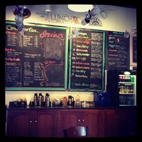 Das Foto wurde bei C&#39;ville Coffee von Angelica am 10/8/2012 aufgenommen
