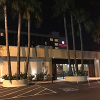 Das Foto wurde bei Red Lion Hotel Anaheim Resort von Aa am 8/11/2017 aufgenommen
