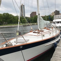 Foto tomada en Milwaukee Yacht Club  por Larry S. el 6/28/2017