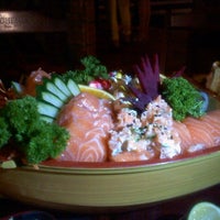 Foto scattata a DJOY Japanese Food da Rychard R. il 9/22/2012