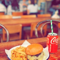 Photo taken at Honest Burgers by Mohammed B. on 9/16/2021