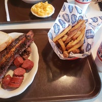 Photo taken at Pappas Bar-B-Q by Victor L. on 4/24/2019