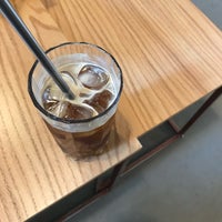 Foto diambil di Matsu premium tea &amp;amp; coffee oleh Martin F. pada 9/11/2018