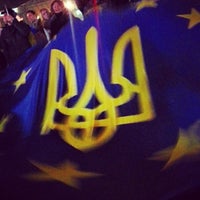 11/22/2013にOxanaがЄвромайданで撮った写真