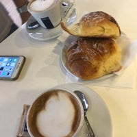 Photo taken at Lavazza by Eleana C. on 7/26/2018