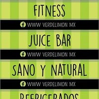 รูปภาพถ่ายที่ Verde Limon  Vegan and Organic Mart  Juice Bar and Kitchen โดย Verde Limon  Vegan and Organic Mart  Juice Bar and Kitchen เมื่อ 12/3/2016