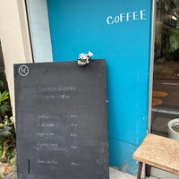 Photo taken at Switch Coffee Tokyo by BOBBY on 11/26/2023