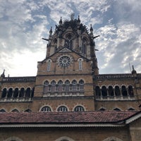 Снимок сделан в Chhatrapati Shivaji Maharaj Terminus пользователем Rohith M 10/5/2022