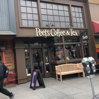 Foto tomada en Peet&amp;#39;s Coffee &amp;amp; Tea  por Kathryn L. el 5/8/2019