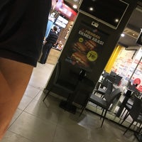 Photo taken at Domino&amp;#39;s Pizza by Bayymamii on 5/20/2018