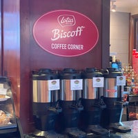 Photo taken at Biscoff Coffee Corner by Y J. on 10/16/2023