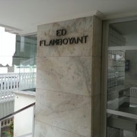 Photo taken at Edf. Flamboyant by Edmundo A. on 9/27/2012