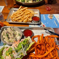 Photo taken at Pacific Catch by ✩Cherie✩ on 6/19/2021