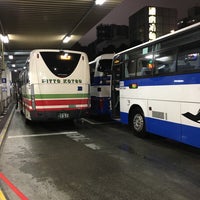 Photo taken at 新宿駅新南口(代々木)バスターミナル (Shinjuku Sta. JR Expressway Bus Terminal) by gotetsu on 1/29/2016