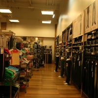 ユニクロ 2人の訪問者