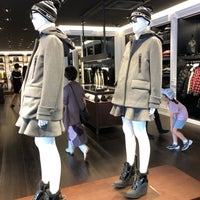 モンクレール 御殿場プレミアムアウトレット Outlet Store In 御殿場市