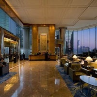 Photo taken at JW Marriott Hotel Hong Kong by JK on 10/22/2018