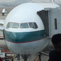 Photo taken at CX549 HND-HKG / Cathay Pacific by JK on 2/10/2018