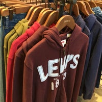 Photo taken at Levi&amp;#39;s Outlet by JK on 5/3/2017