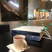 Photo taken at Starbucks by 散歩🐶🐾 散. on 10/18/2023