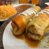 Снимок сделан в Picante Picante Mexican Restaurant пользователем Frances A. 7/7/2022