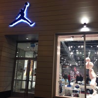 michael jordan store chicago