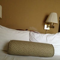 12/25/2012にDanonkiがPowell Hotelで撮った写真