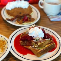 Photo taken at IHOP by Soowan J. on 12/21/2017
