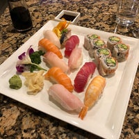 Photo taken at Fin&amp;#39;s Sushi &amp;amp; Grill by Soowan J. on 9/5/2018