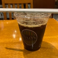 Photo taken at Tully&amp;#39;s Coffee by よし。 on 4/16/2022
