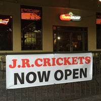 Foto scattata a JR Crickets Halftime da JR Crickets Halftime il 12/1/2016