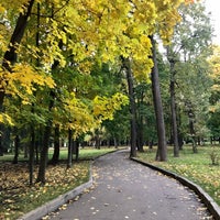Photo taken at Чапаевский парк by quinquangularis on 9/28/2021