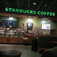 Photo taken at Starbucks by Stanislav L. on 7/11/2012