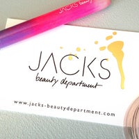 รูปภาพถ่ายที่ JACKS beauty department โดย Christian J. เมื่อ 6/18/2013