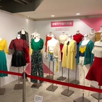 Photo taken at モーニング娘。museum -モーニング娘。誕生20周年記念- by Sam Saofan on 12/9/2017