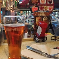 Photo taken at Applebee&amp;#39;s Grill + Bar by Leo L. on 4/28/2018