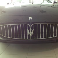 Das Foto wurde bei Bergstrom Maserati of the Fox Valley von Scott am 3/2/2013 aufgenommen