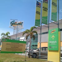Giant Hypermarket - 3, Persiaran Putra 