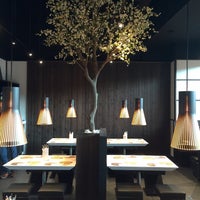 Photo prise au UDON par UDON Noodle Bar & Restaurant le9/13/2016