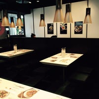 Photo prise au UDON par UDON Noodle Bar &amp;amp; Restaurant le9/17/2015