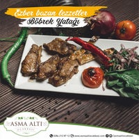 รูปภาพถ่ายที่ Asma Altı Ocakbaşı Restaurant โดย Asma Altı Ocakbaşı Restaurant เมื่อ 9/4/2018