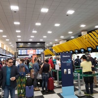 Photo taken at Check-in Gol by Max S. on 12/1/2018