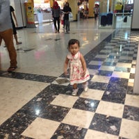 sunway pyramid clarks