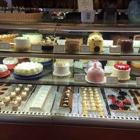 Photo taken at Gayle&amp;#39;s Bakery &amp;amp; Rosticceria by Maddy M. on 6/7/2015